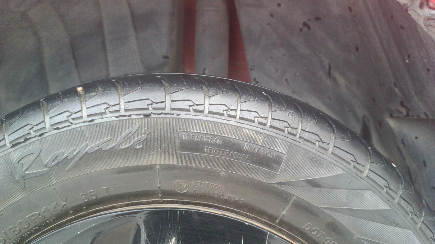 2023 Maruti Swift LXI, Petrol, Manual, 34,181 km, Left Rear Tyre Tread