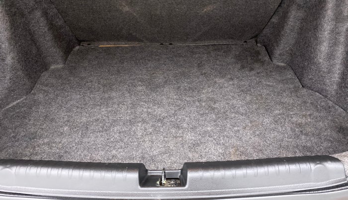 2015 Honda Amaze 1.2 VXMT I VTEC, Petrol, Manual, 36,072 km, Boot Inside