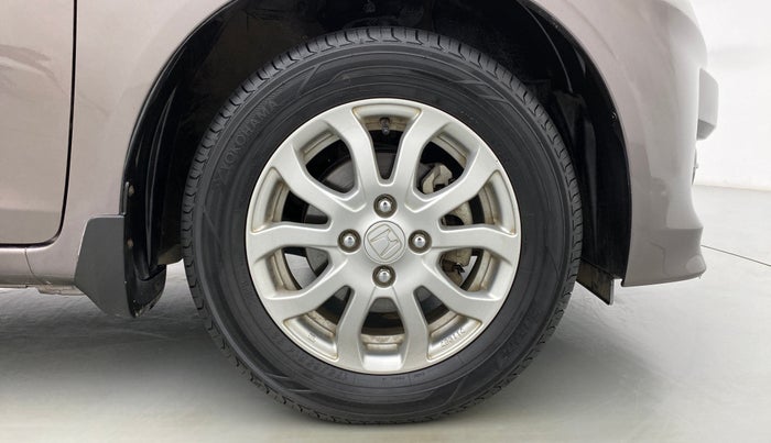 2015 Honda Amaze 1.2 VXMT I VTEC, Petrol, Manual, 36,072 km, Right Front Wheel