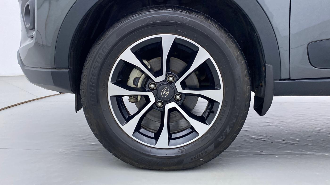 2020 Tata NEXON XZ+ 1.2, Petrol, Manual, 24,420 km, Left Front Wheel