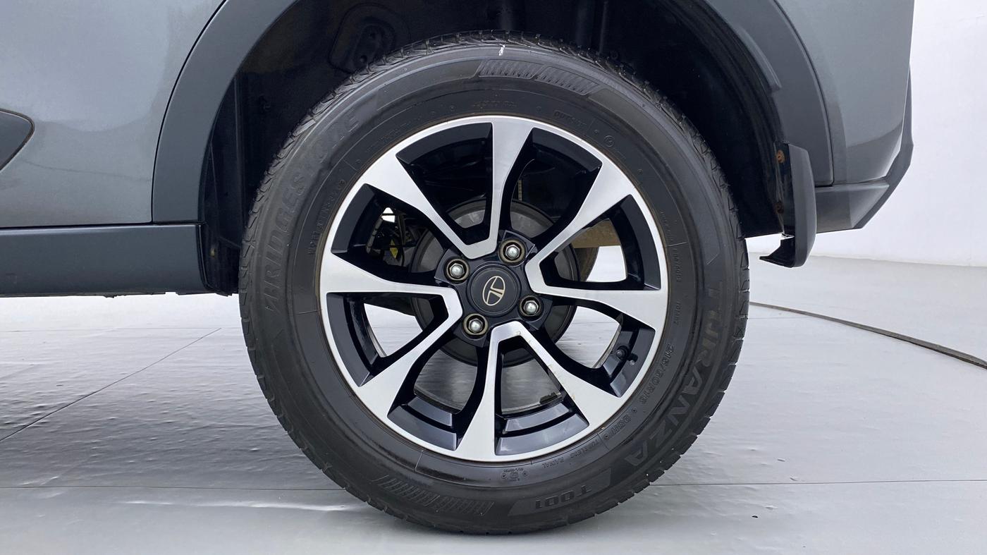 2020 Tata NEXON XZ+ 1.2, Petrol, Manual, 24,420 km, Left Rear Wheel
