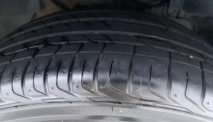 2020 Tata NEXON XZ+ 1.2, Petrol, Manual, 24,420 km, Right Front Tyre Tread
