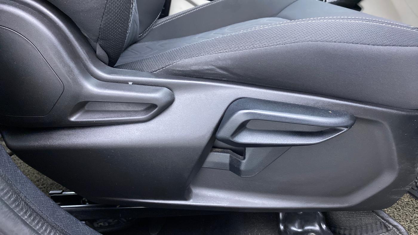 2020 Tata NEXON XZ+ 1.2, Petrol, Manual, 24,420 km, Driver Side Adjustment Panel