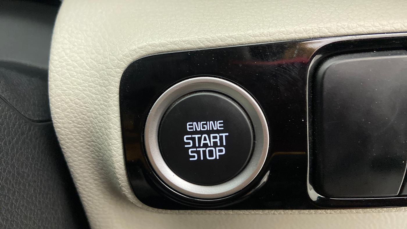 2020 KIA SONET HTX 1.0 IMT, Petrol, Manual, 6,238 km, Keyless Start/ Stop Button