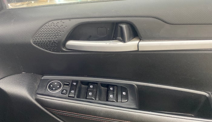 2020 KIA SONET GTX PLUS 1.0 DCT, Petrol, Automatic, 41,820 km, Driver Side Door Panels Control