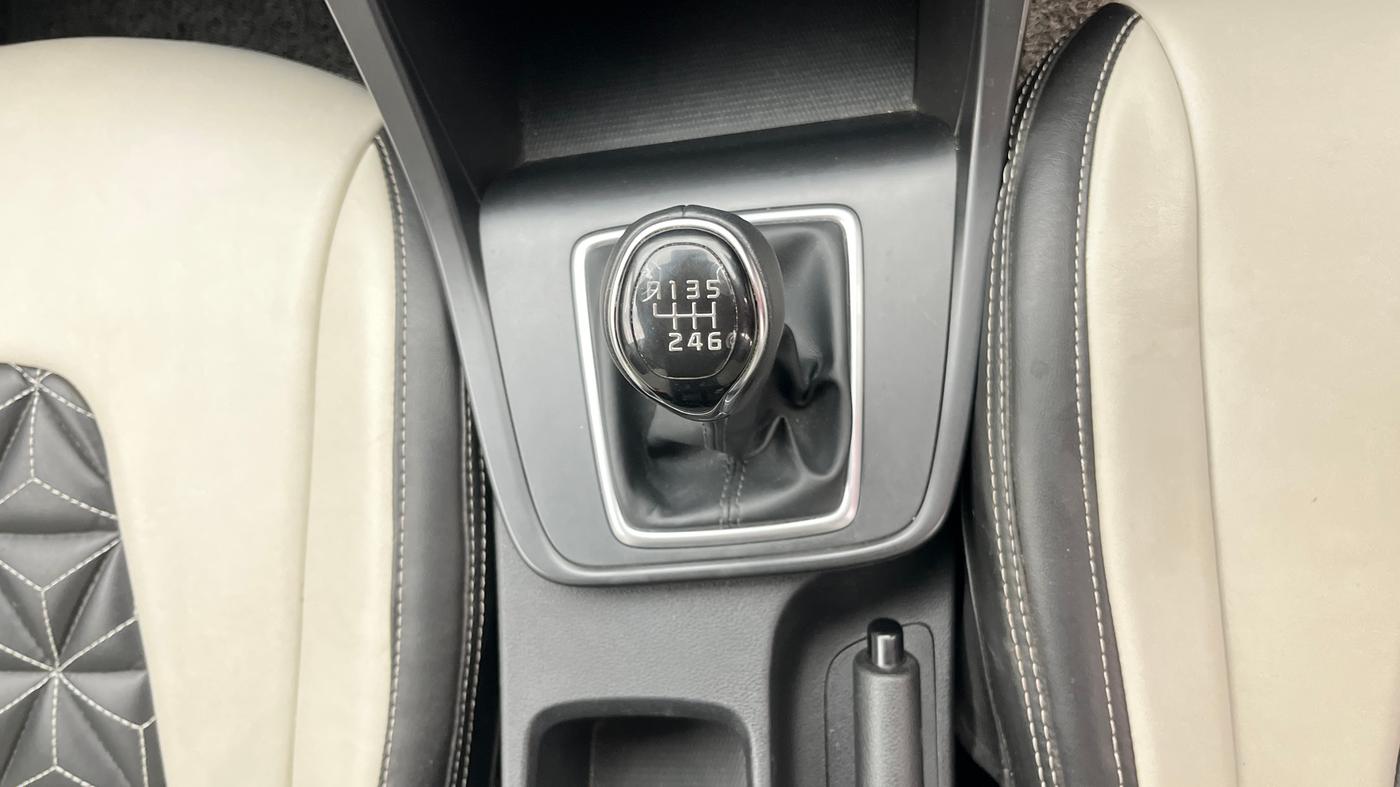 2020 Hyundai Creta S 1.5 PETROL, Petrol, Manual, 32,532 km, Gear Lever