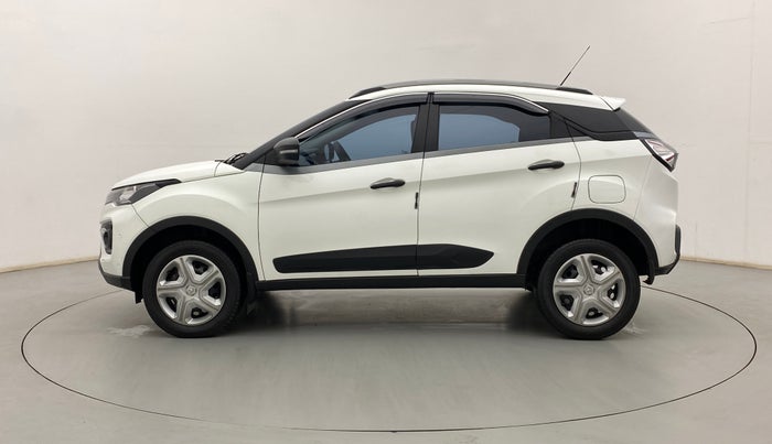 2022 Tata NEXON XM SUNROOF DIESEL, Diesel, Manual, 37,705 km, Left Side