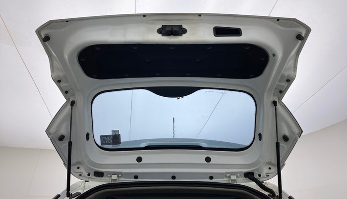 2022 Tata NEXON XM SUNROOF DIESEL, Diesel, Manual, 37,705 km, Boot Door Open
