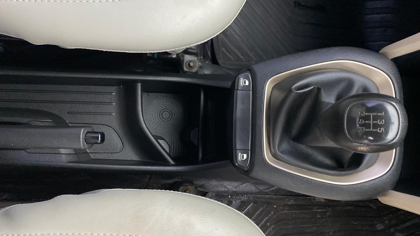 2021 Hyundai NEW SANTRO ERA EXECUTIVE, Petrol, Manual, 35,557 km, Gear Lever