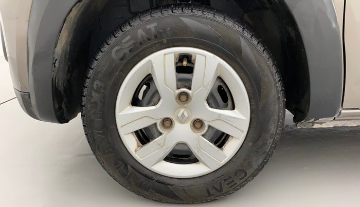 2016 Renault Kwid RXT 0.8, Petrol, Manual, 53,945 km, Left Front Wheel
