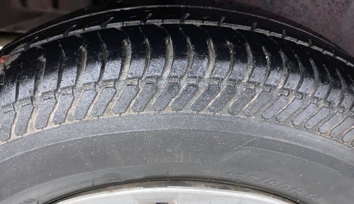 2014 Maruti Swift Dzire VXI 1.2 BS IV, Petrol, Manual, 26,033 km, Right Rear Tyre Tread