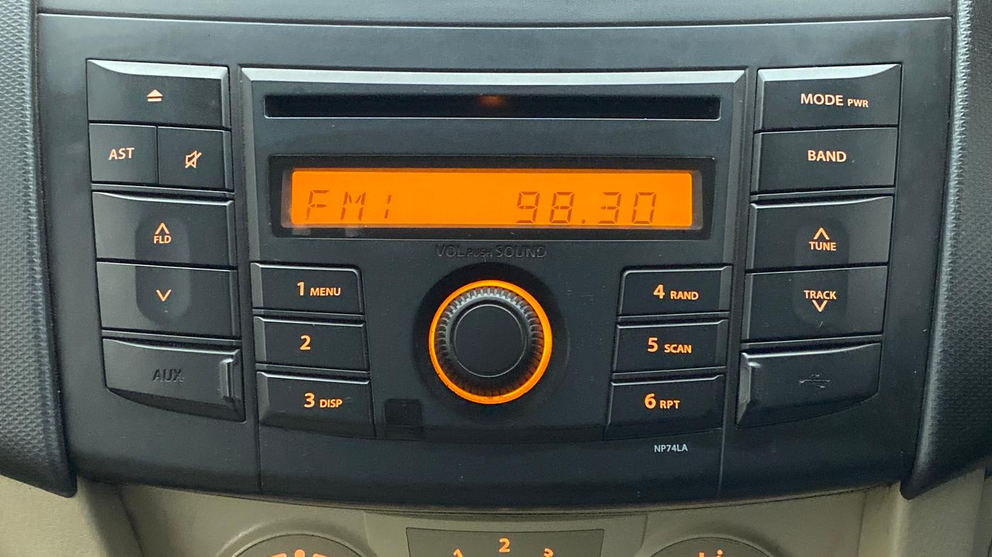 2014 Maruti Swift Dzire VXI 1.2 BS IV, Petrol, Manual, 26,033 km, Infotainment System