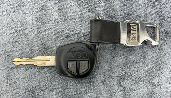 2019 Maruti Baleno DELTA PETROL 1.2, Petrol, Manual, 28,991 km, Key Close Up
