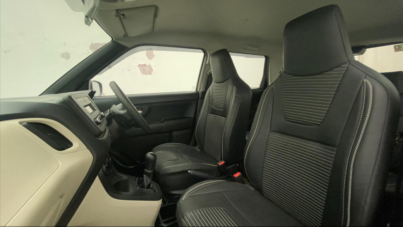 2021 Maruti New Wagon-R VXI 1.2, Petrol, Manual, 5,421 km, Right Side Front Door Cabin