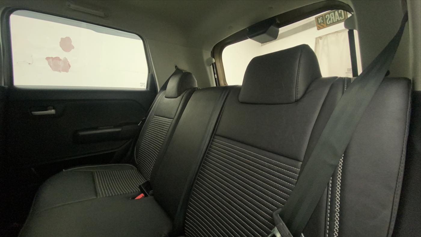 2021 Maruti New Wagon-R VXI 1.2, Petrol, Manual, 5,421 km, Right Side Rear Door Cabin