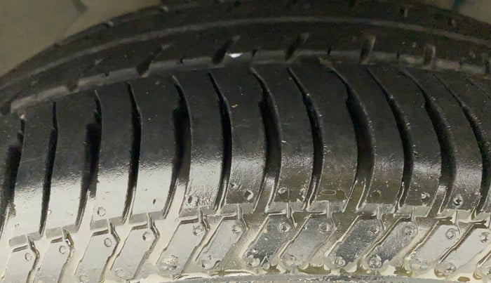 2019 Ford Ecosport TREND 1.5L DIESEL, Diesel, Manual, 35,212 km, Left Front Tyre Tread