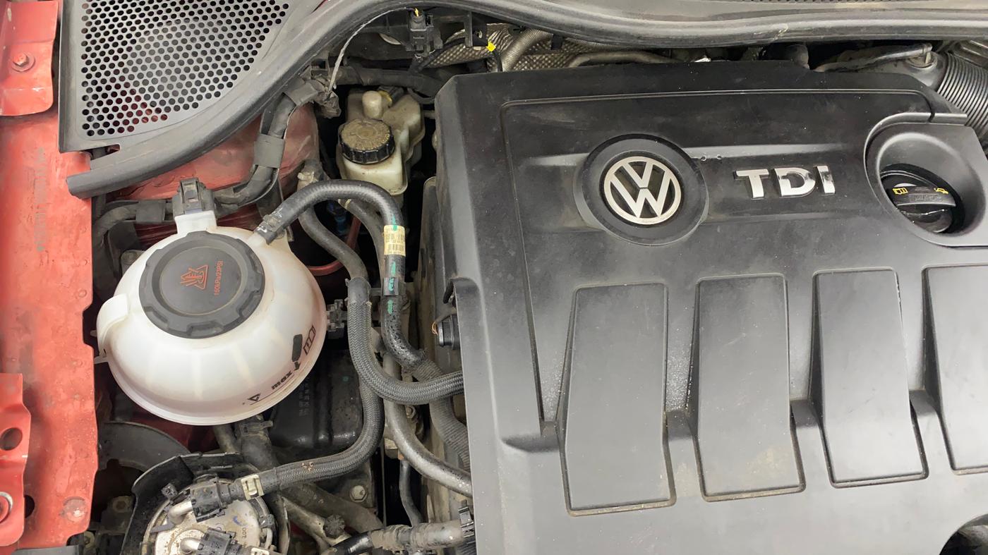 2019 Volkswagen Ameo HIGHLINE PLUS 1.5L AT 16 ALLOY, Diesel, Automatic, 1,11,009 km, Engine View - Right