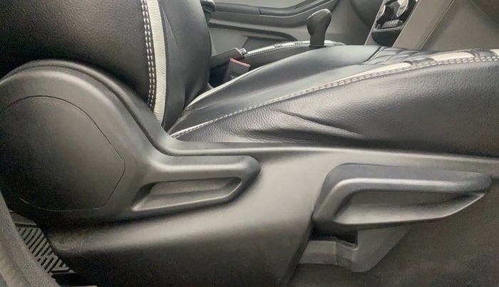 2021 Tata Tiago XZ PLUS PETROL, Petrol, Manual, 42,655 km, Driver Side Adjustment Panel