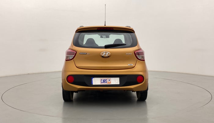2018 Hyundai Grand i10 ASTA 1.2 VTVT, Petrol, Manual, 76,235 km, Back/Rear