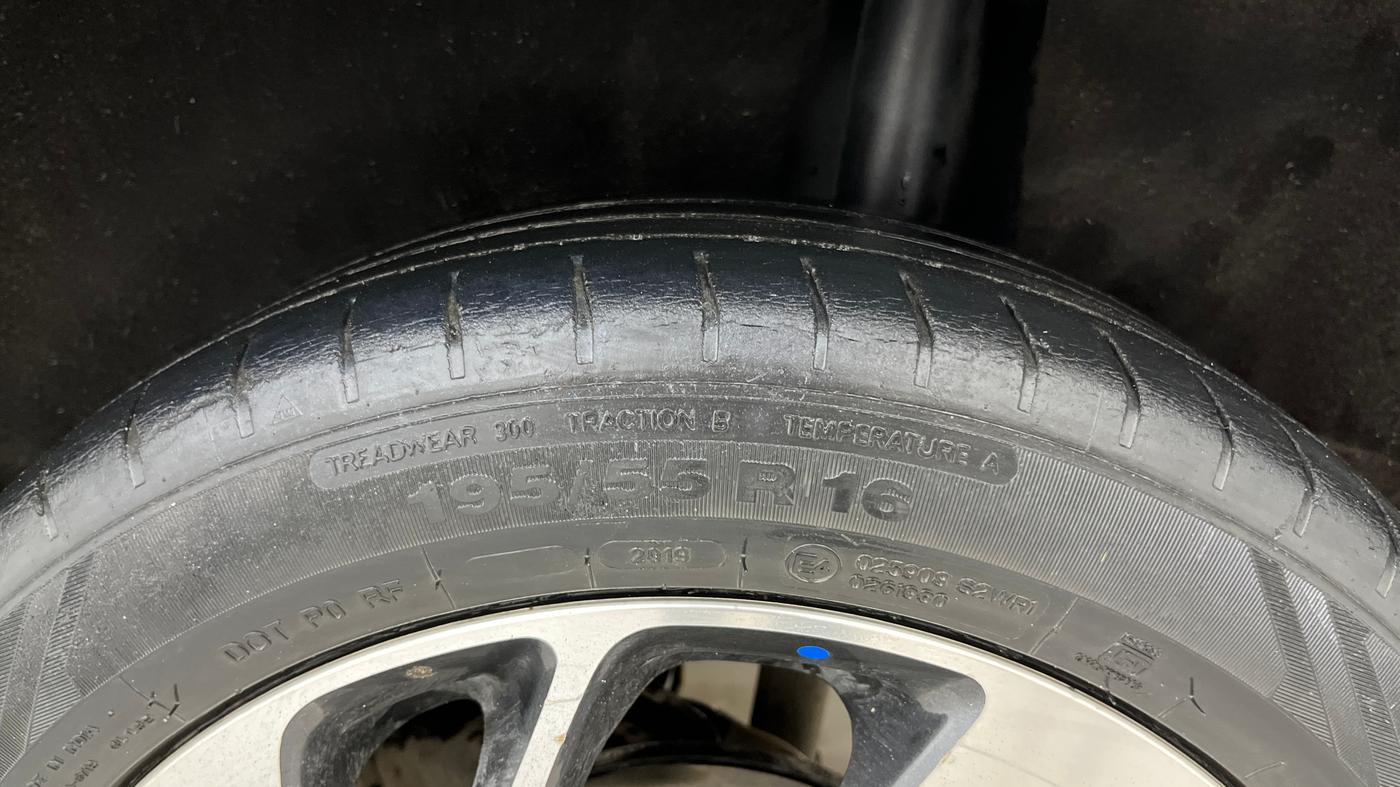 2019 Toyota Glanza G ISG, Petrol, Manual, 47,625 km, Left Rear Tyre Tread