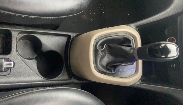 2018 Hyundai Grand i10 SPORTZ AT 1.2 KAPPA VTVT, Petrol, Automatic, 40,043 km, Gear Lever