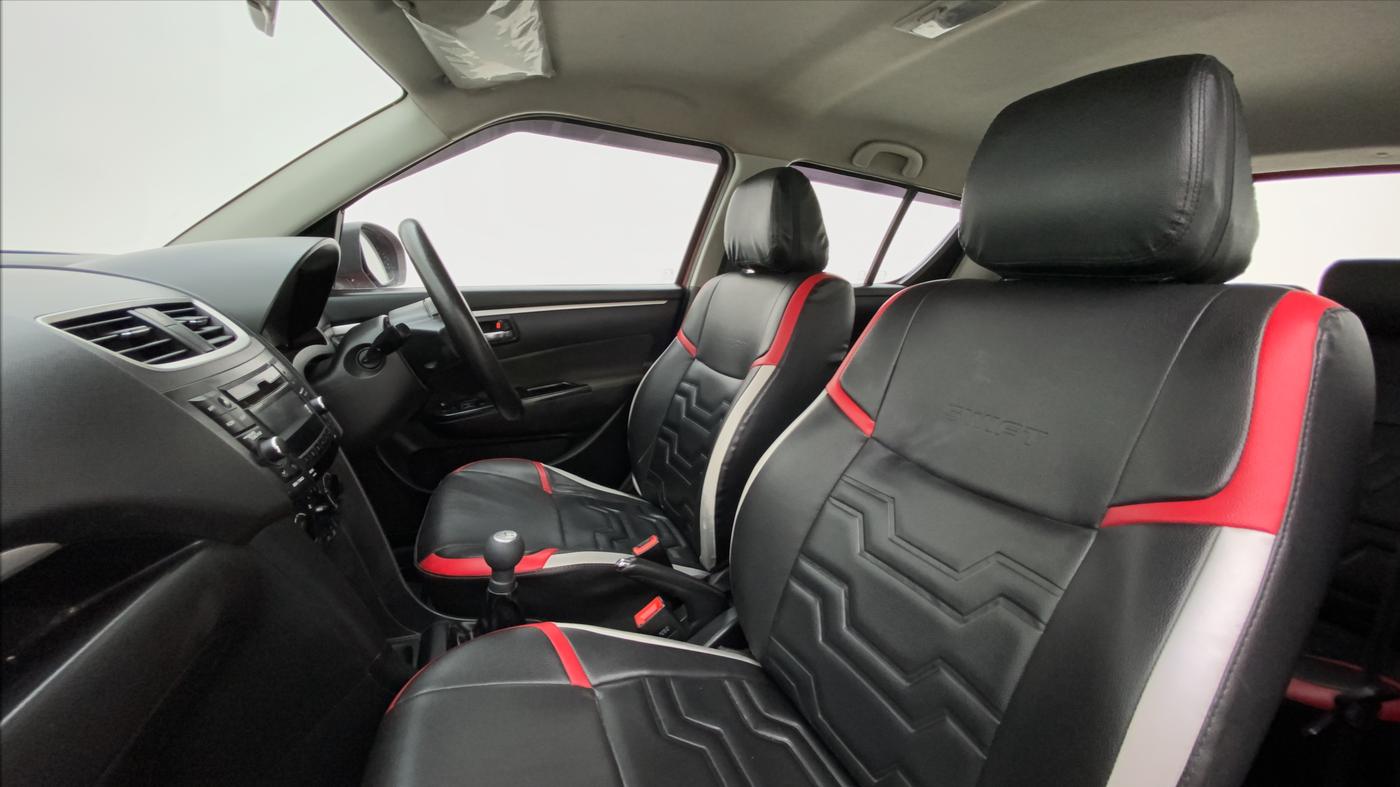 2017 Maruti Swift VXI, Petrol, Manual, 55,417 km, Right Side Front Door Cabin