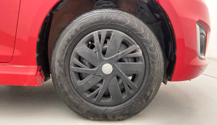 2017 Maruti Swift VXI, Petrol, Manual, 55,417 km, Right Front Wheel