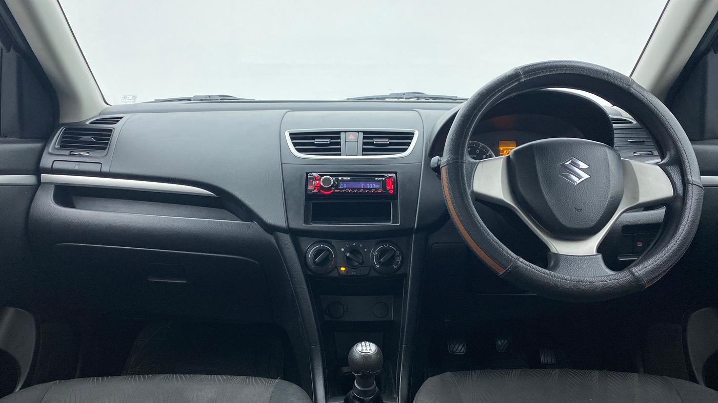2014 Maruti Swift VXI D, Petrol, Manual, 56,441 km, Dashboard