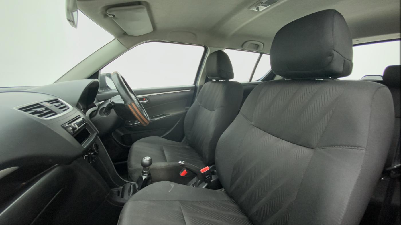 2014 Maruti Swift VXI D, Petrol, Manual, 56,441 km, Right Side Front Door Cabin