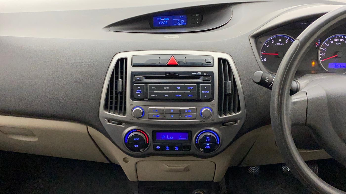 2013 Hyundai i20 MAGNA (O) 1.2, Petrol, Manual, 96,431 km, Air Conditioner
