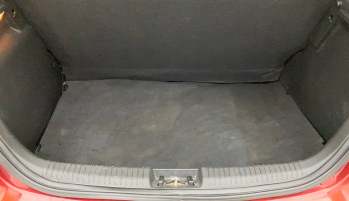 2013 Hyundai i20 MAGNA (O) 1.2, Petrol, Manual, 96,431 km, Boot Inside