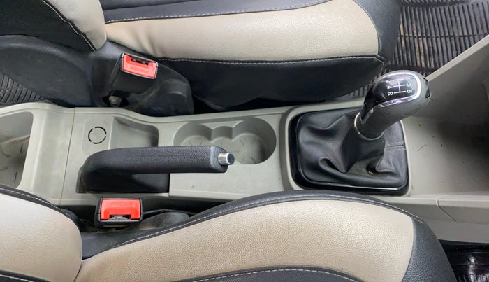 2018 Tata Tiago XT PETROL, Petrol, Manual, 66,197 km, Gear Lever