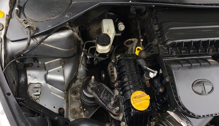 2018 Tata Tiago XT PETROL, Petrol, Manual, 66,197 km, Engine View - Right