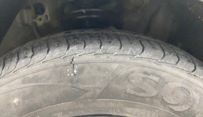 2016 Hyundai Creta S 1.4 DIESEL, Diesel, Manual, 41,236 km, Right Front Tyre Tread