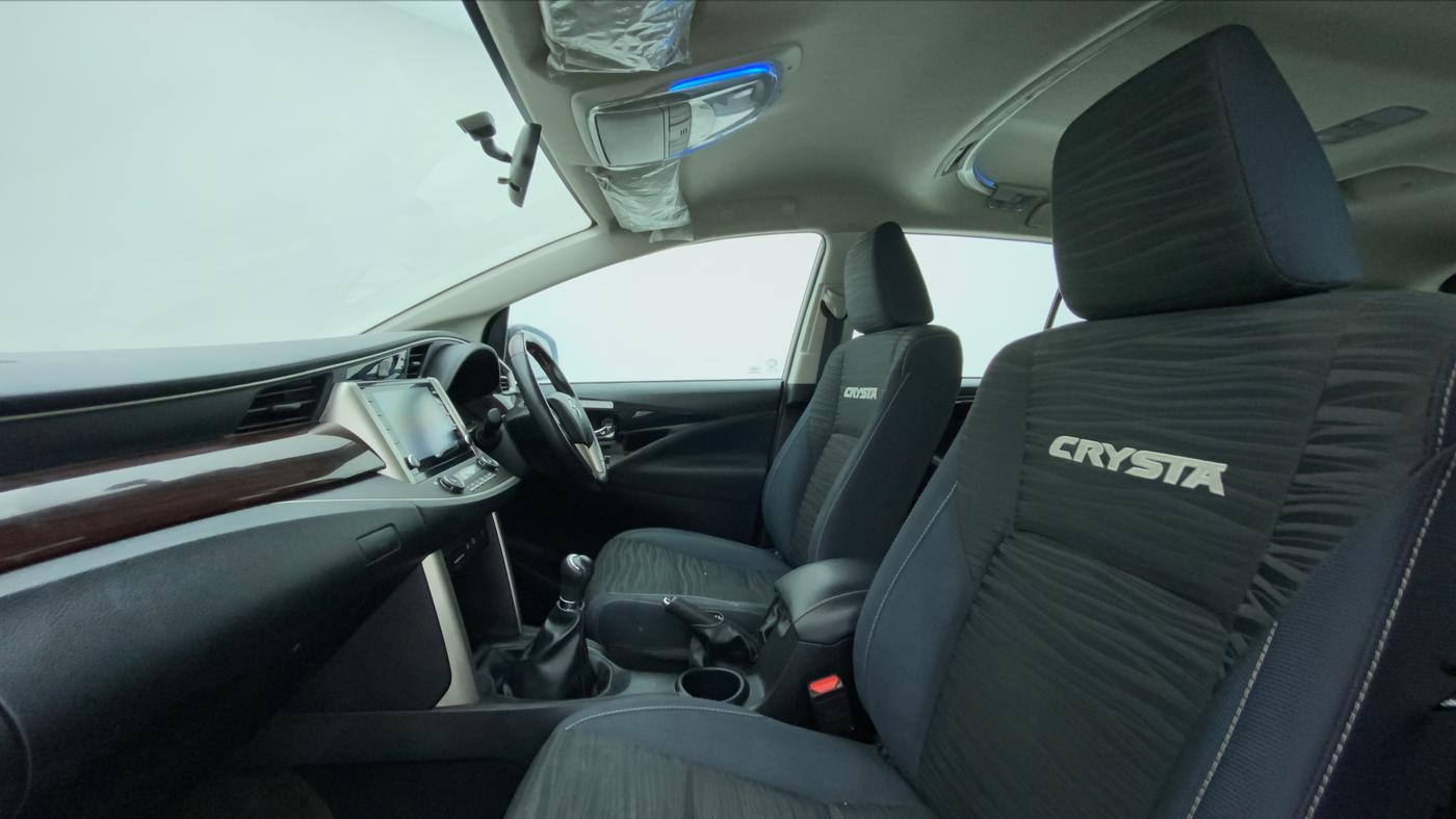 2021 Toyota Innova Crysta 2.4 VX 7 STR, Diesel, Manual, 17,721 km, Right Side Front Door Cabin