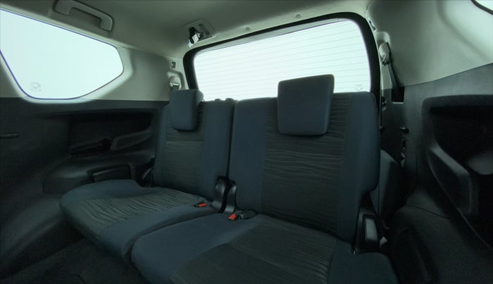 2021 Toyota Innova Crysta 2.4 VX 7 STR, Diesel, Manual, 17,721 km, Third Seat Row ( optional )