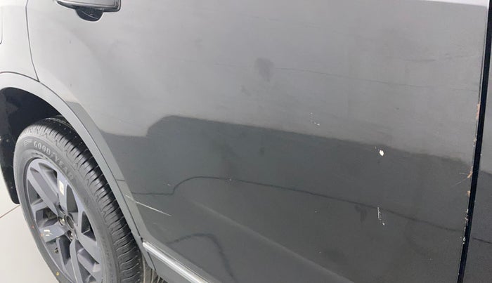 2022 Tata Harrier XZ PLUS 2.0L DARK EDITION, Diesel, Manual, 35,198 km, Right rear door - Paint has faded