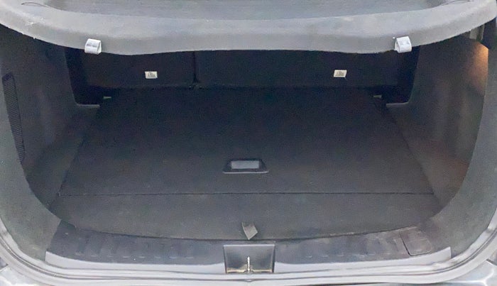 2022 Tata Harrier XZ PLUS 2.0L DARK EDITION, Diesel, Manual, 35,198 km, Boot Inside