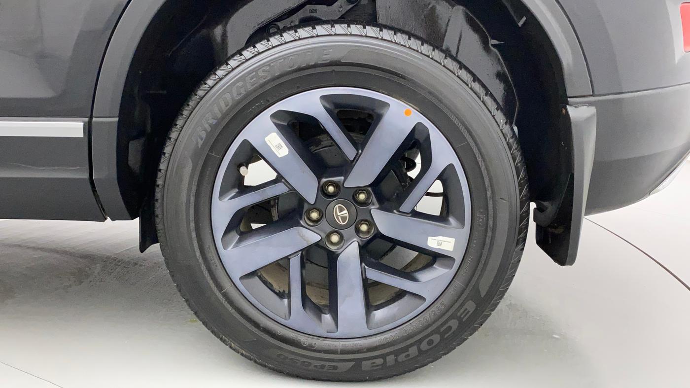 2022 Tata Harrier XZ PLUS 2.0L DARK EDITION, Diesel, Manual, 35,198 km, Left Rear Wheel