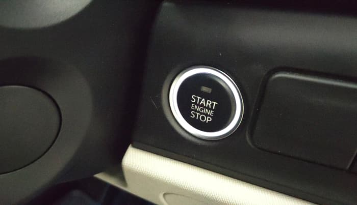 2023 Tata ALTROZ XZA + SUNROOF, Petrol, Automatic, 23,574 km, Keyless Start/ Stop Button