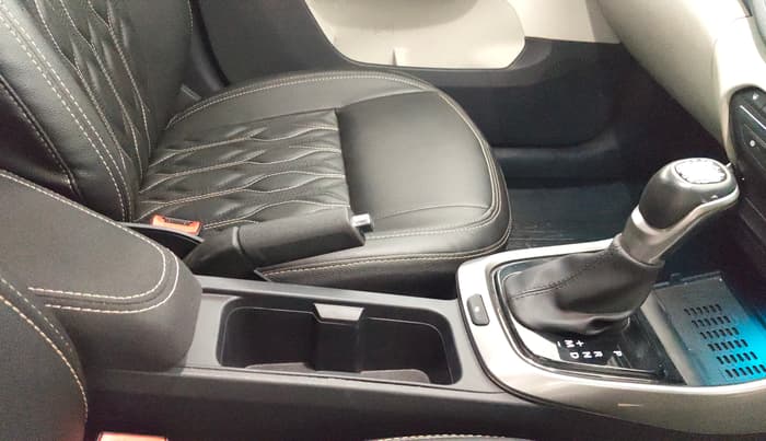 2023 Tata ALTROZ XZA + SUNROOF, Petrol, Automatic, 23,574 km, Gear Lever