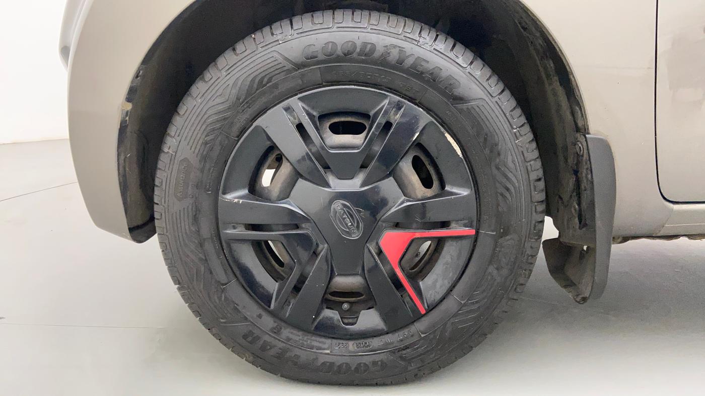 2016 Datsun Redi Go LIMITED EDITION, Petrol, Manual, 55,522 km, Left Front Wheel