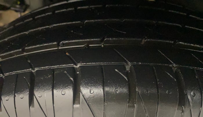 2024 KIA SONET 	 HTX 1.0 TURBO DCT, Petrol, Automatic, 7,304 km, Right Rear Tyre Tread