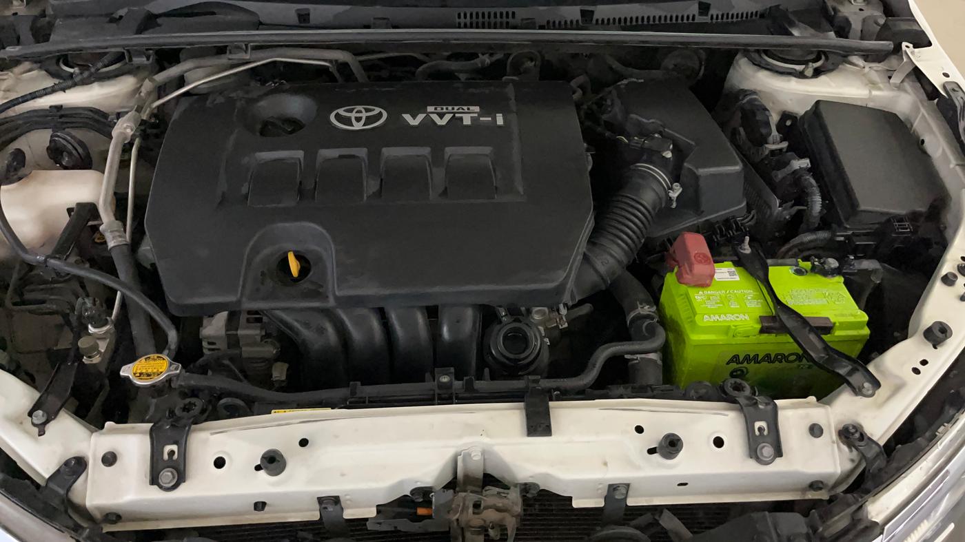 2015 Toyota Corolla Altis G PETROL, Petrol, Manual, 97,407 km, Engine View