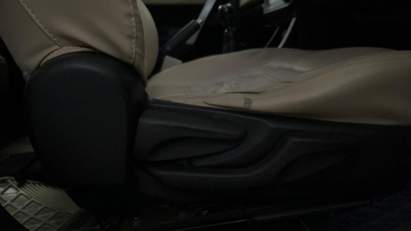 2015 Toyota Corolla Altis G PETROL, Petrol, Manual, 97,407 km, Driver Side Adjustment Panel