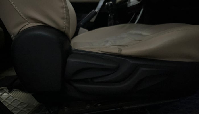 2015 Toyota Corolla Altis G PETROL, Petrol, Manual, 97,407 km, Driver Side Adjustment Panel