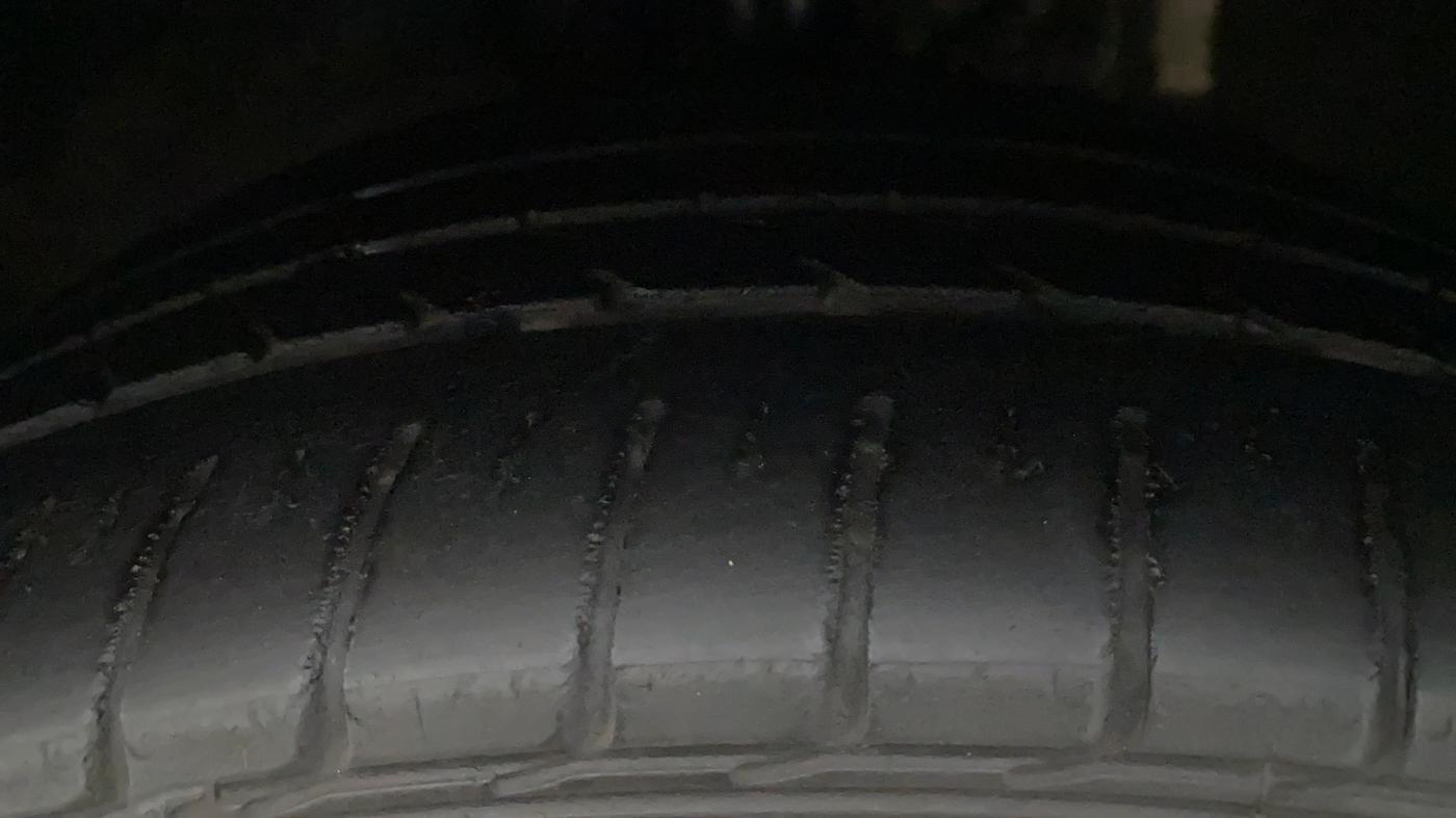 2017 Volkswagen Polo GT TSI AT, Petrol, Automatic, 82,106 km, Right Rear Tyre Tread