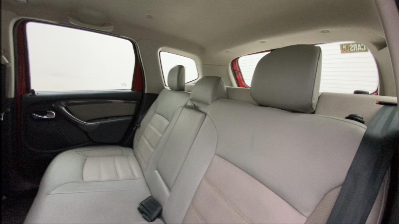 2015 Renault Duster 110 PS RXZ DIESEL PLUS, Diesel, Manual, 1,05,373 km, Right Side Rear Door Cabin