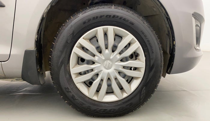 2017 Maruti Swift VXI, Petrol, Manual, 46,948 km, Right Front Wheel