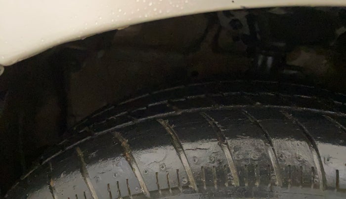 2016 Maruti Celerio VXI AMT (O), Petrol, Automatic, 37,298 km, Left Front Tyre Tread